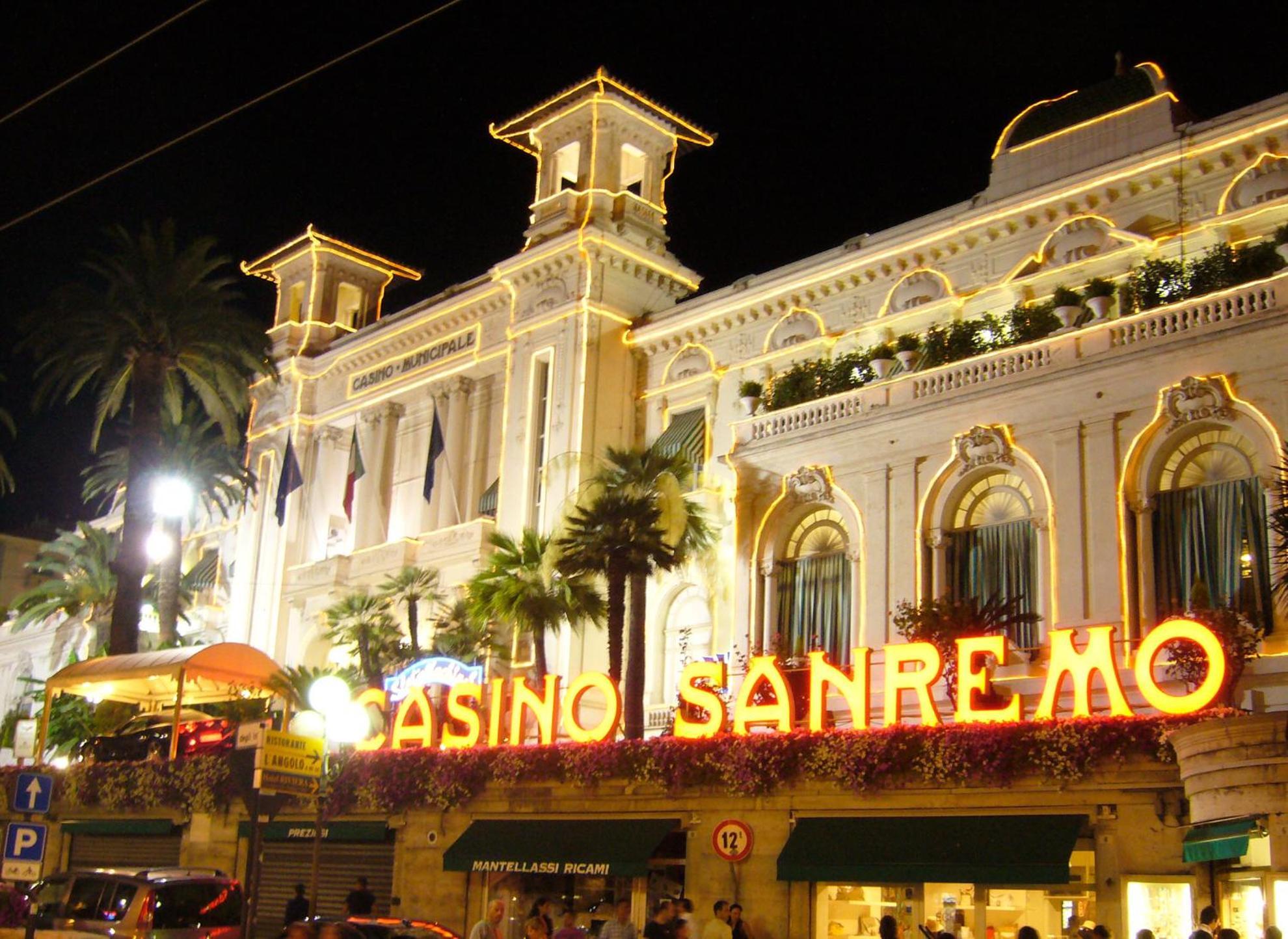 La Pace, Il Sole, Il Mare - Sanremo Casa Indipendente Vista Mare, Posto Auto Privato, Ampio Spazio Esterno Attrezzato, A Pochi Minuti Dalle Spiagge 外观 照片